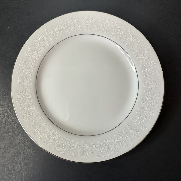 CROWN VICTORIA Lovelace 7 Bread & Butter Plates White w/Flowers & Urns - Picture 2 of 11